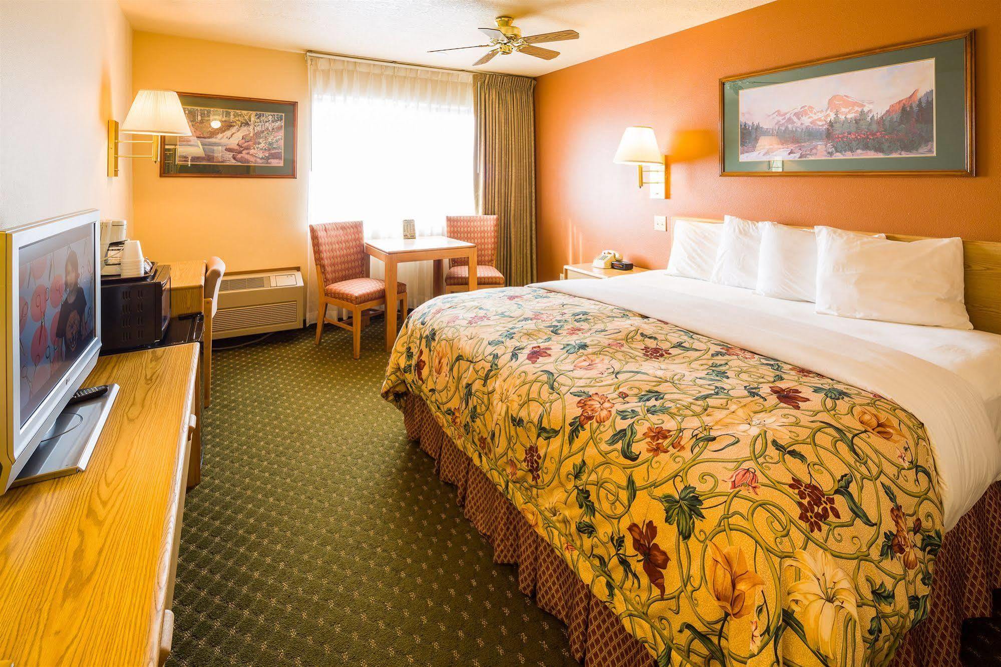 Alpine Inn & Suites Gunnison Ngoại thất bức ảnh
