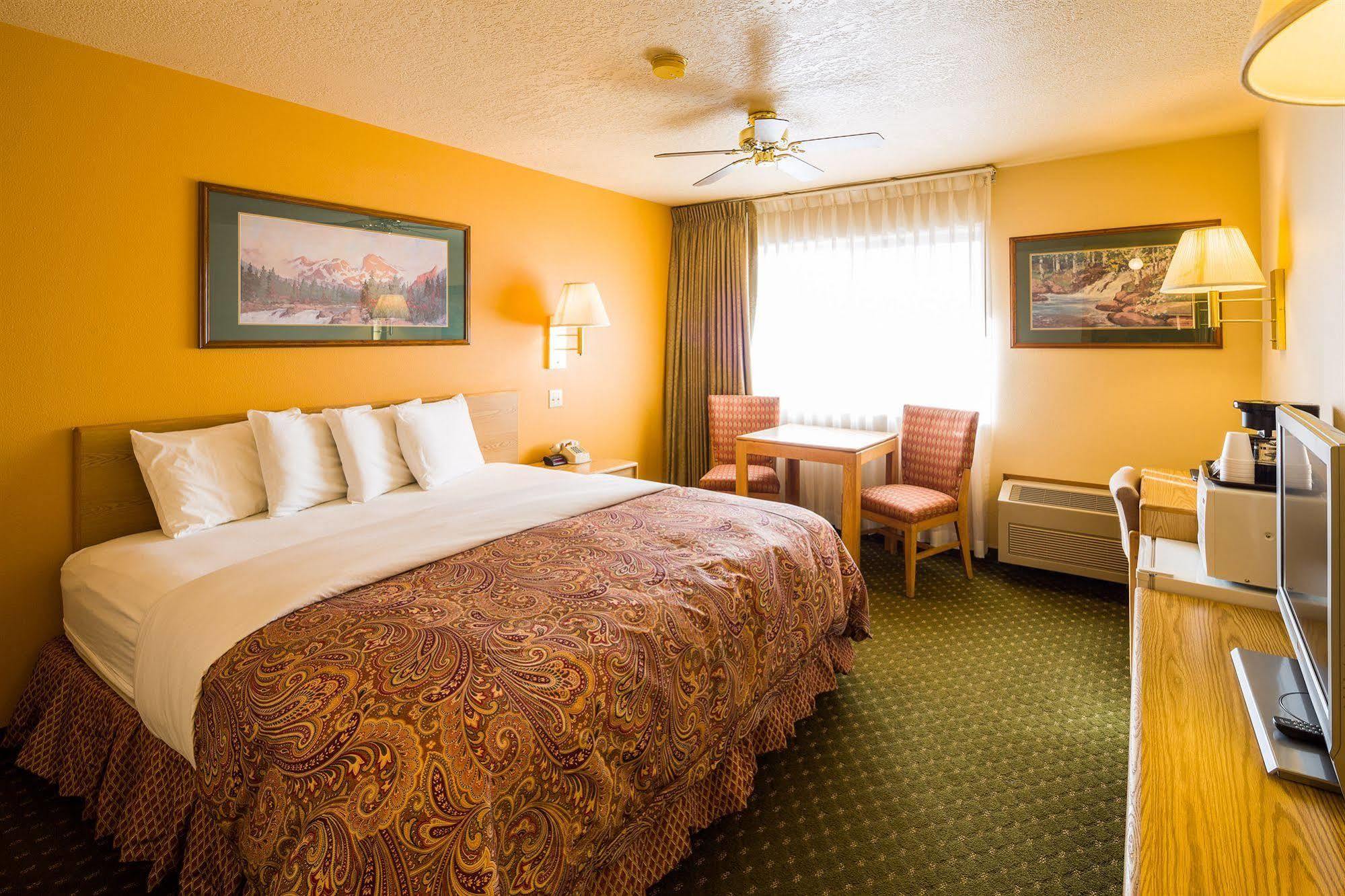 Alpine Inn & Suites Gunnison Ngoại thất bức ảnh
