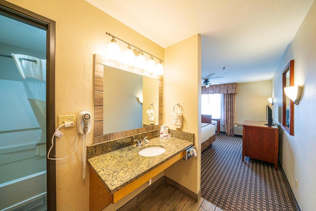 Alpine Inn & Suites Gunnison Ngoại thất bức ảnh